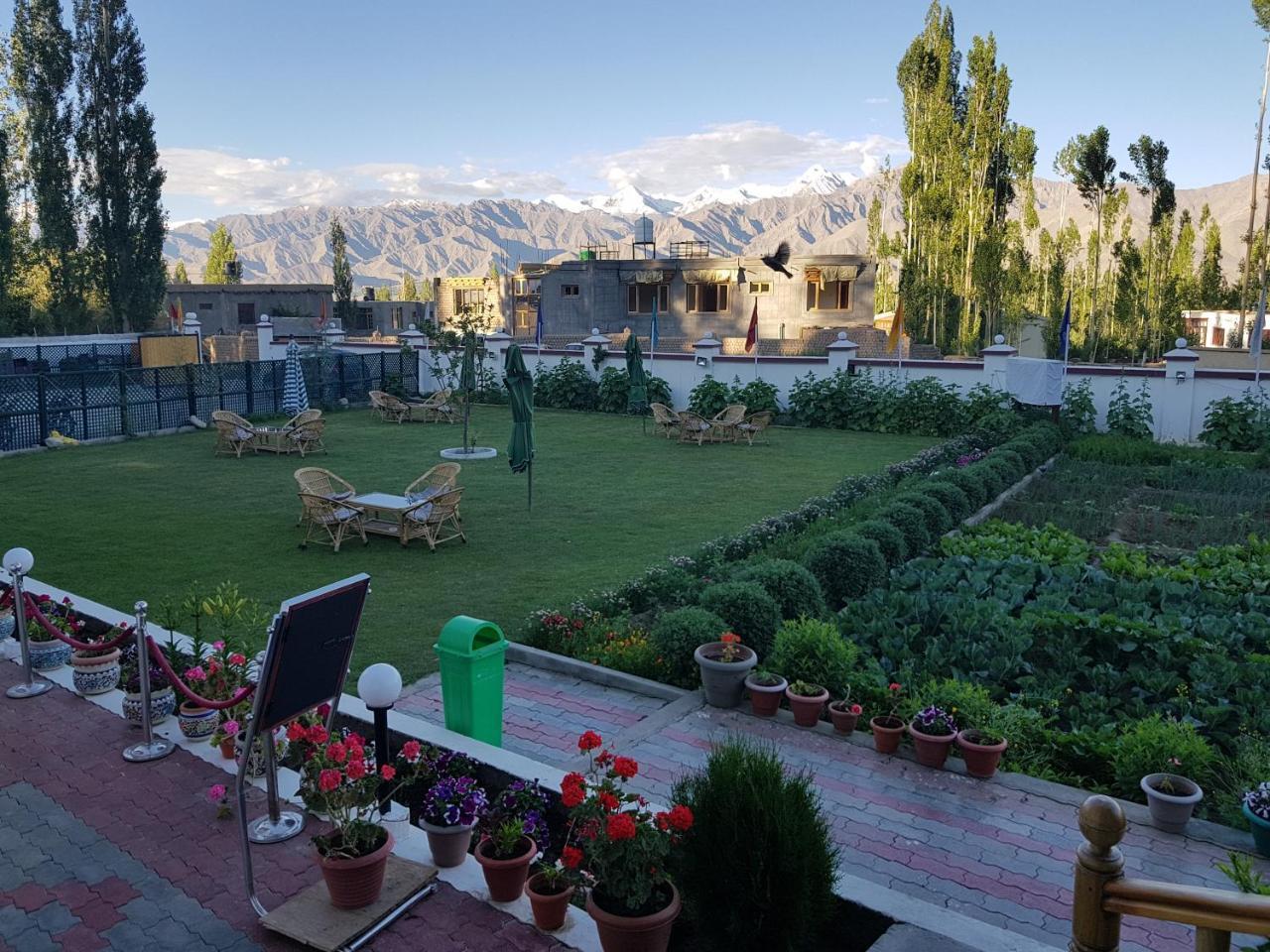 Ladakh Himalayan Retreat Hotel Leh Exterior photo